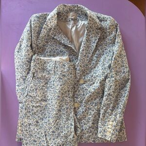 Sézane floral suit - size US8/FR40